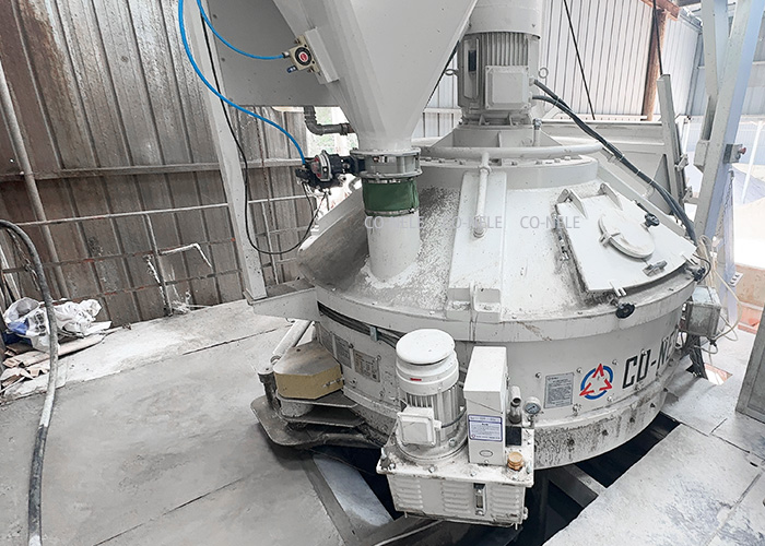 水泥電線桿攪拌機 立軸行星式攪拌機 立軸快速攪拌機 水泥電線桿攪拌機 立軸行星式攪拌機 立軸快速攪拌機